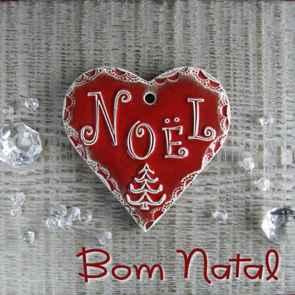 imagem com um coração e a inscrição Noël dentro, que significa Natal em francês